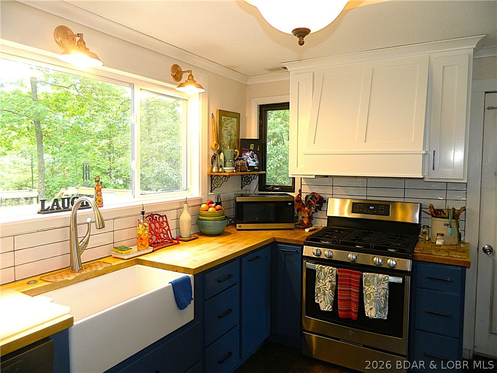 83 Cornett Branch Property Photo 6