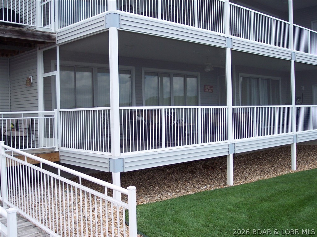 712 Summer Place Drive 1b Property Photo 1