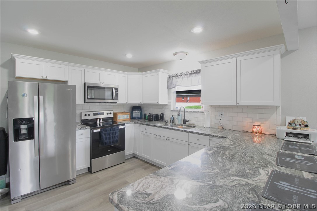 205 E 15th Street Property Photo 12