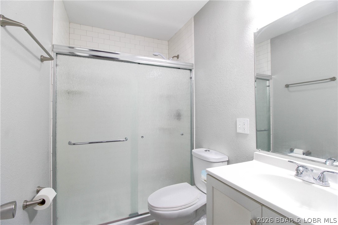 205 E 15th Street Property Photo 26
