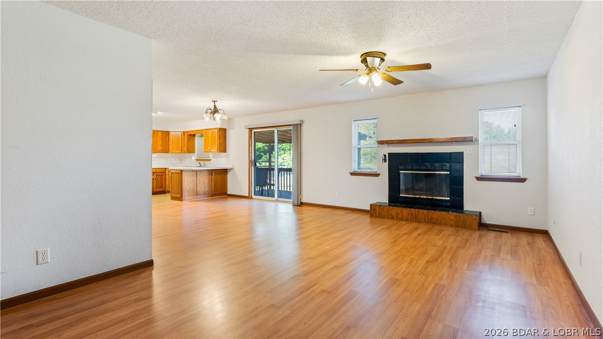 1001 Colorado Avenue Property Photo 9