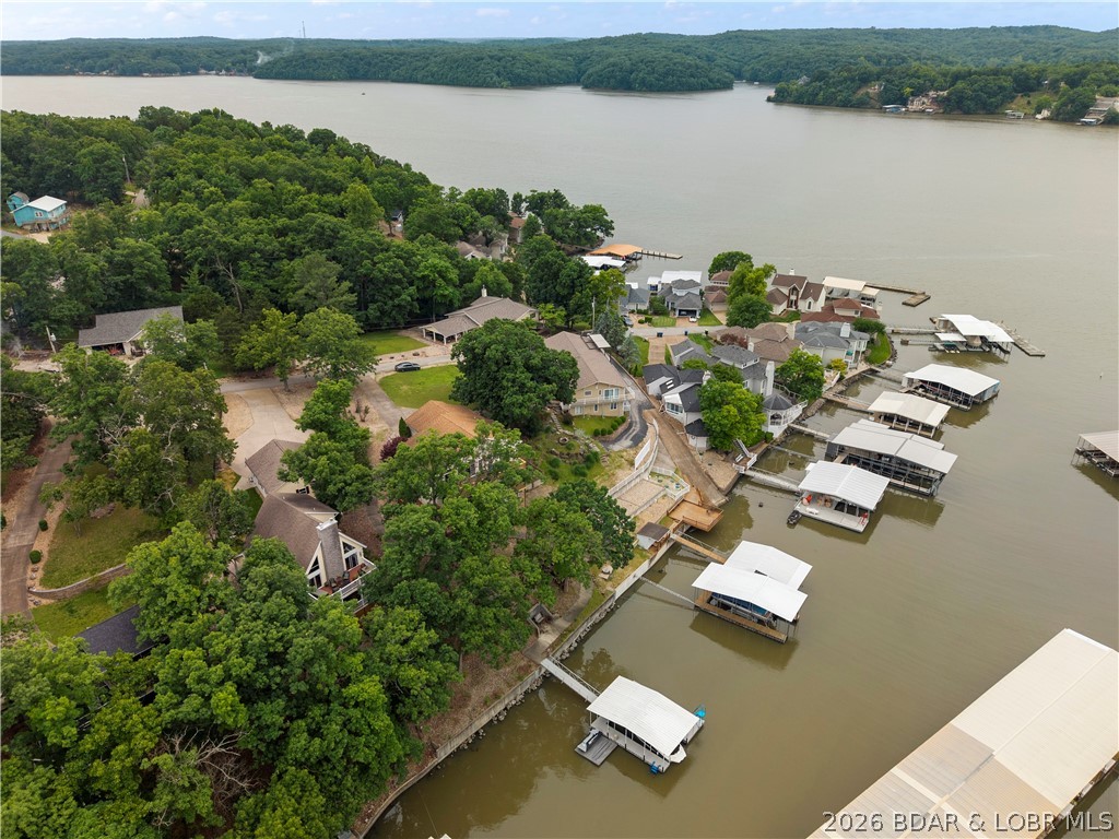 2247 Breezy Acres Property Photo 4