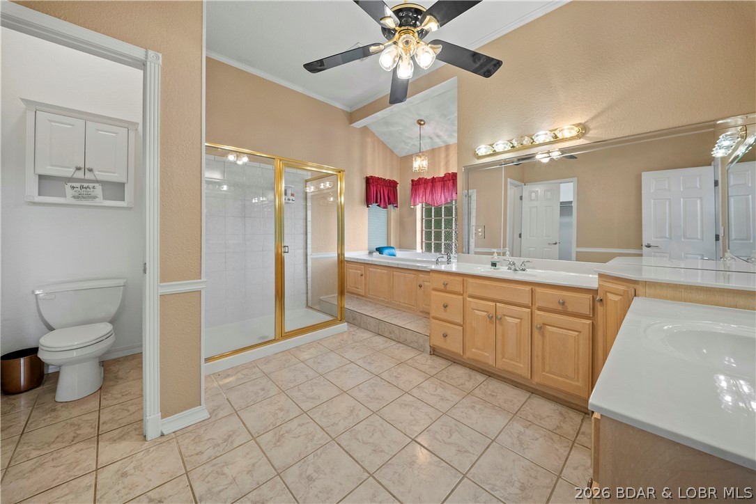 2247 Breezy Acres Property Photo 20