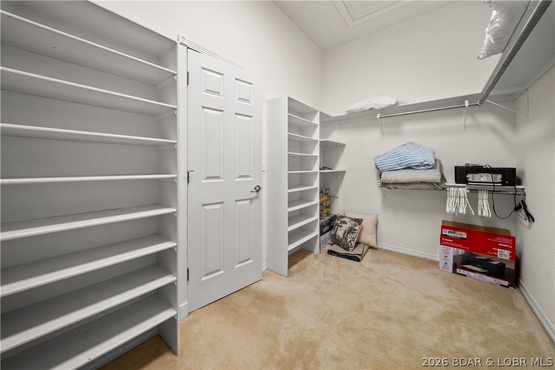 2247 Breezy Acres Property Photo 23