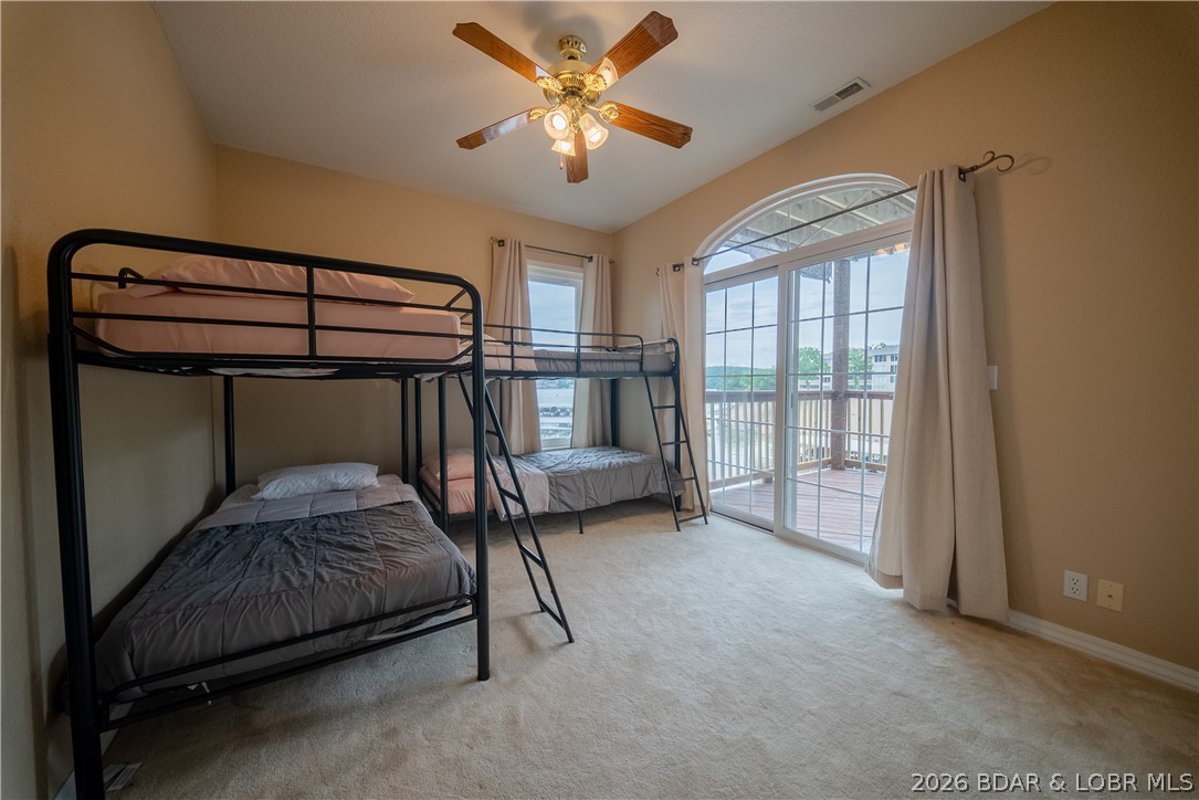 2247 Breezy Acres Property Photo 32