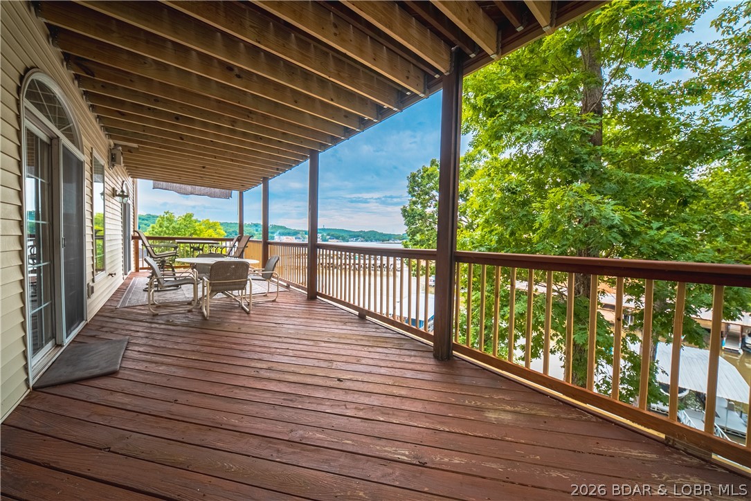2247 Breezy Acres Property Photo 36
