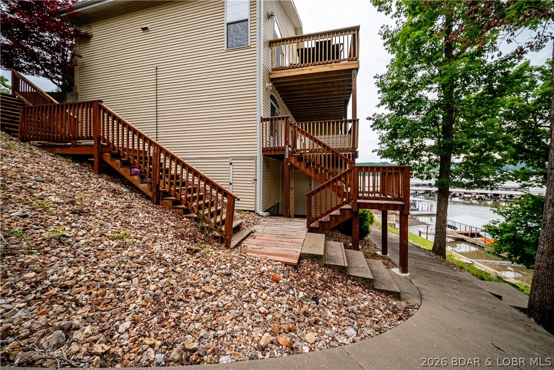 2247 Breezy Acres Property Photo 39
