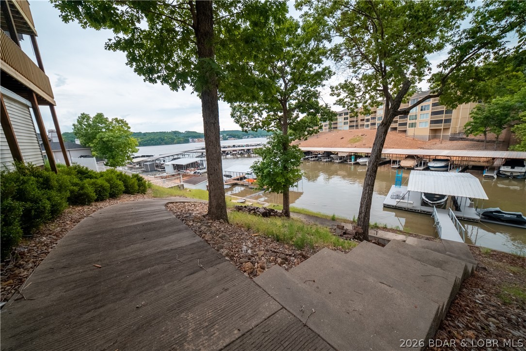 2247 Breezy Acres Property Photo 40