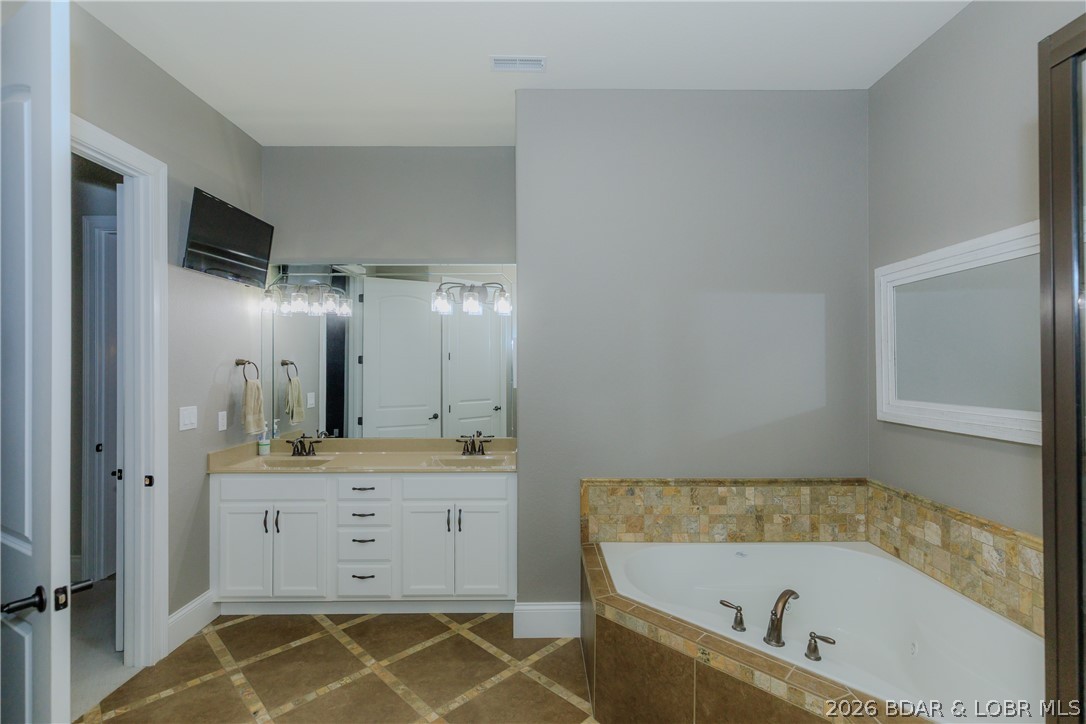 1184 Jeffries Road 114 Property Photo 23