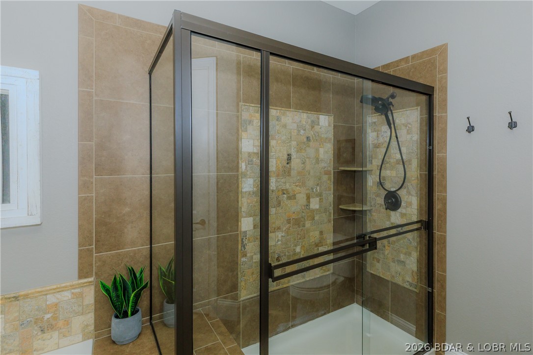 1184 Jeffries Road 114 Property Photo 25