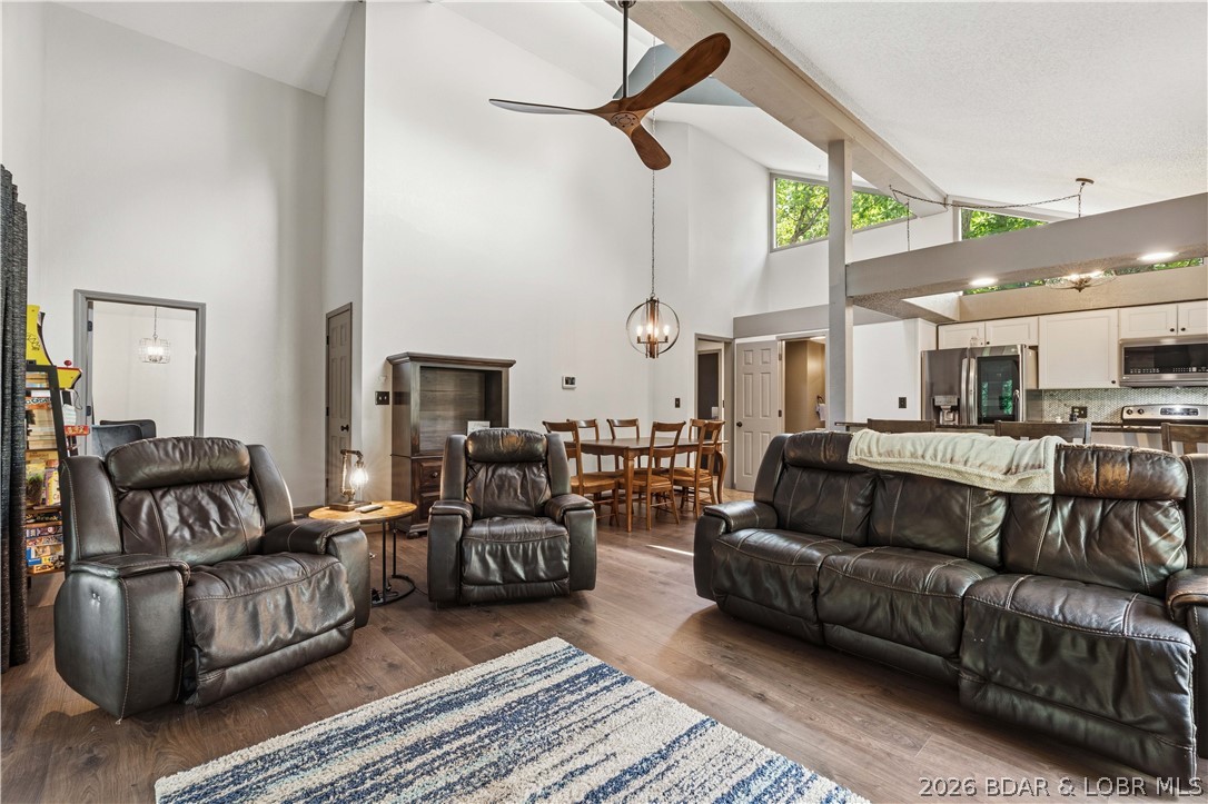 91 Moongate Drive Property Photo 4