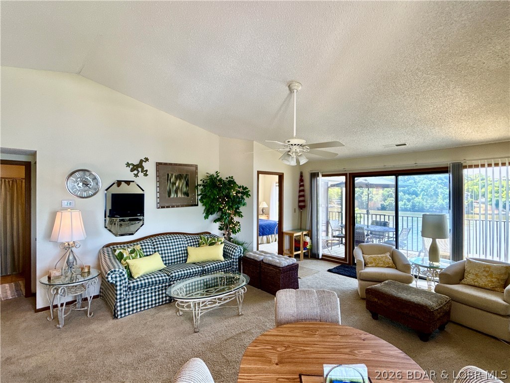 98 Jonathan Drive 4f Property Photo 10