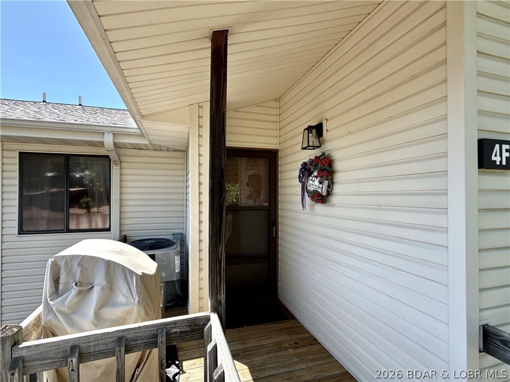 98 Jonathan Drive 4f Property Photo 24