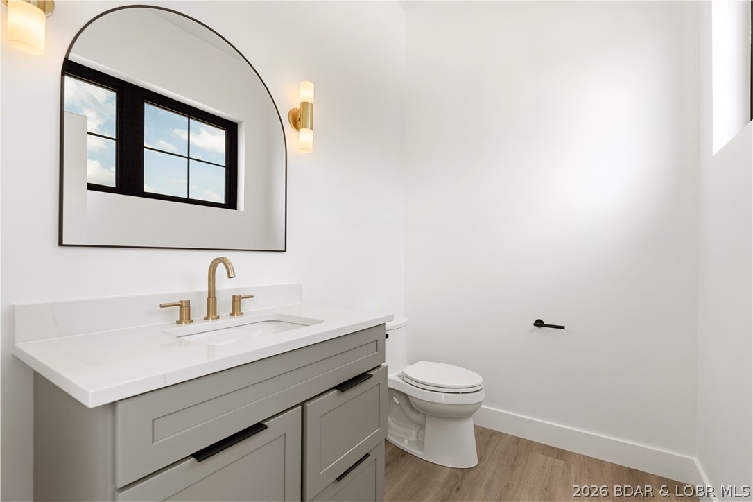 5539 Deephaven Lane Property Photo 16