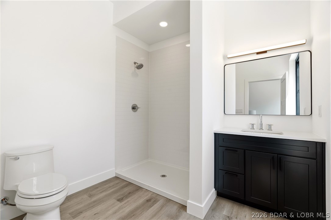 5539 Deephaven Lane Property Photo 19
