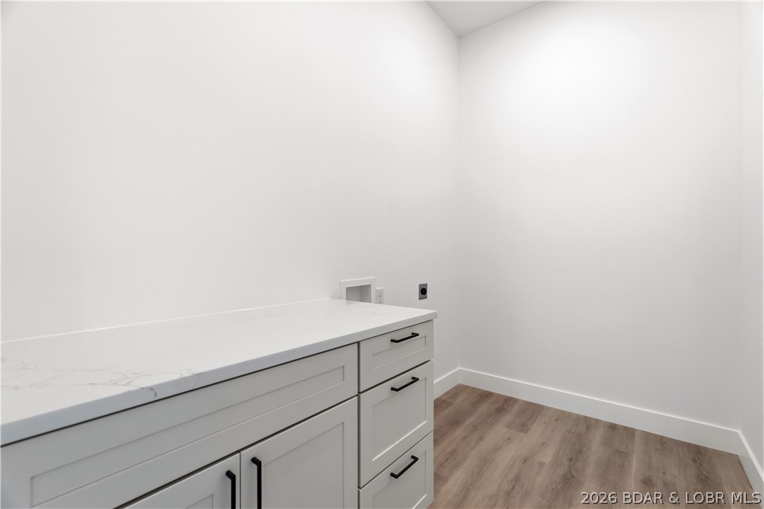 5539 Deephaven Lane Property Photo 29