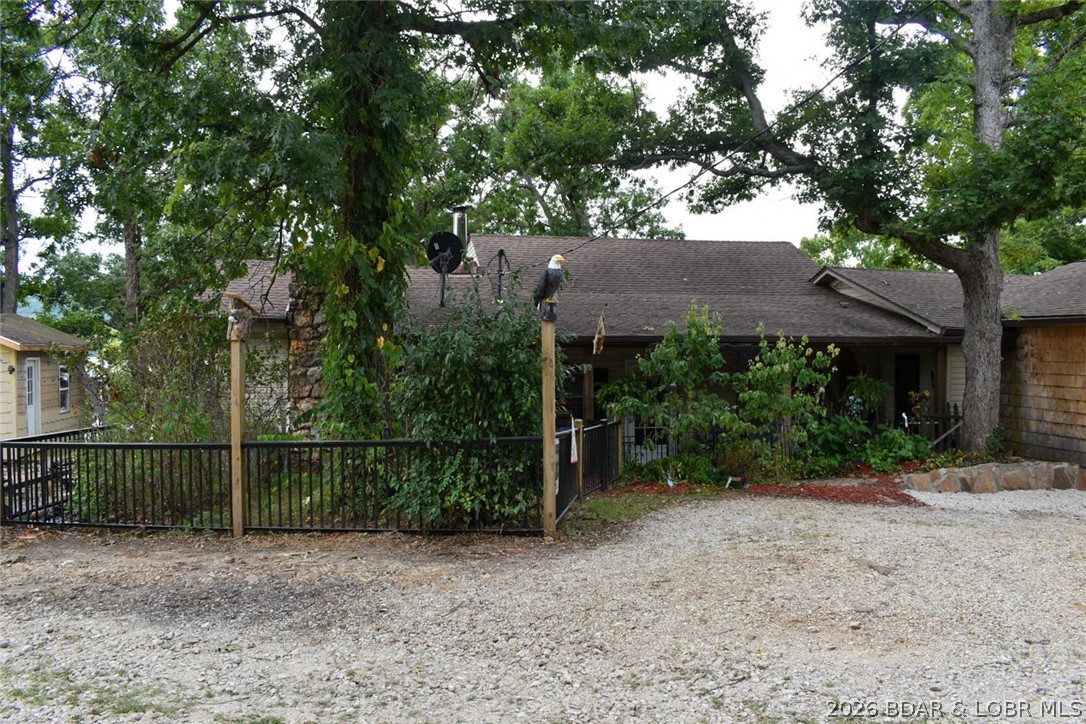 143 Walleye Point Drive Property Photo 1
