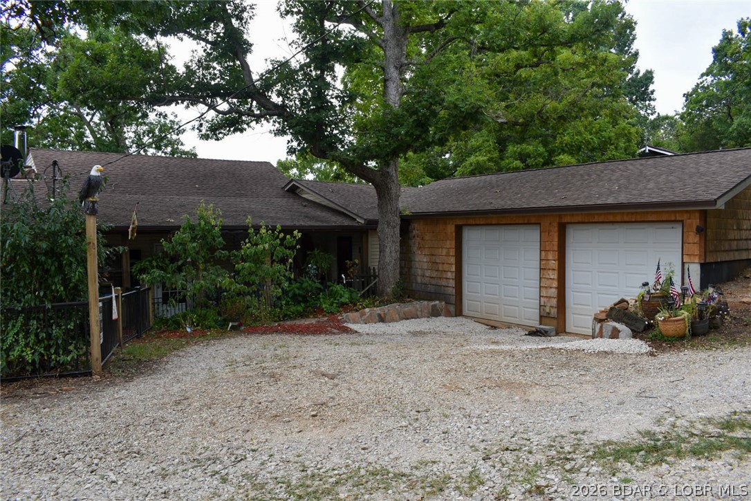 143 Walleye Point Drive Property Photo 3