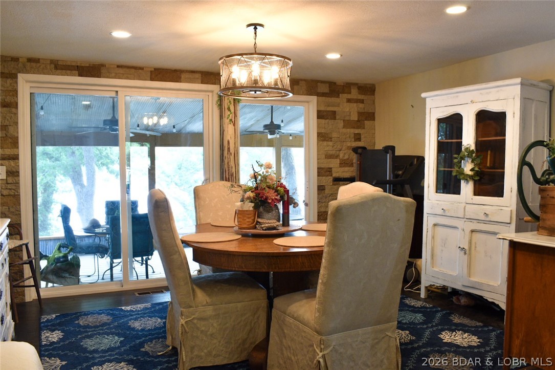143 Walleye Point Drive Property Photo 14