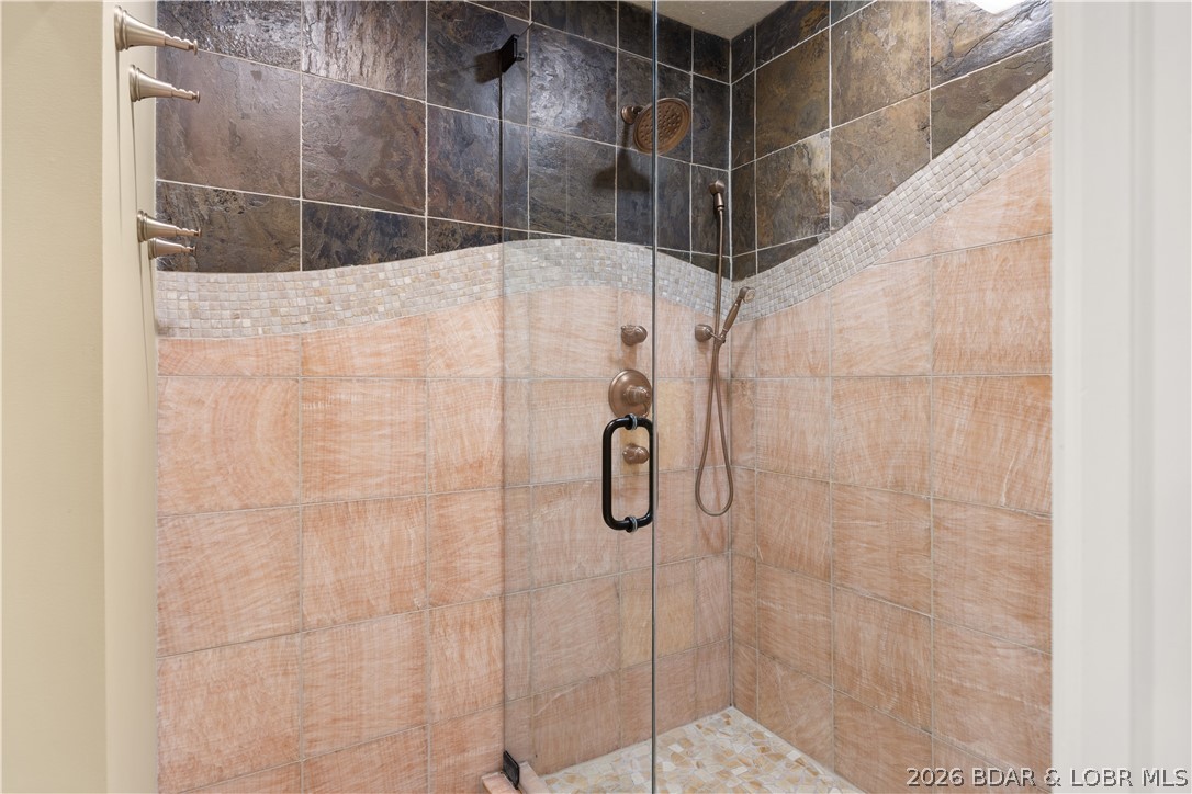 6620 Lake Pointe Drive 18 Property Photo 33