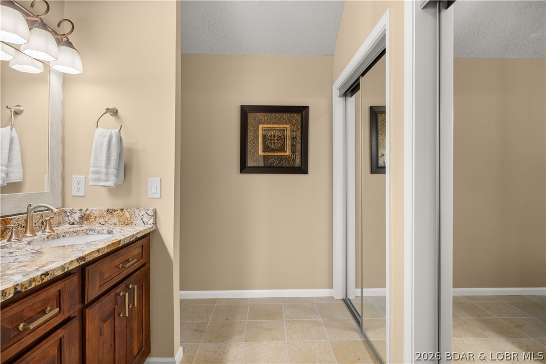 6620 Lake Pointe Drive 18 Property Photo 35