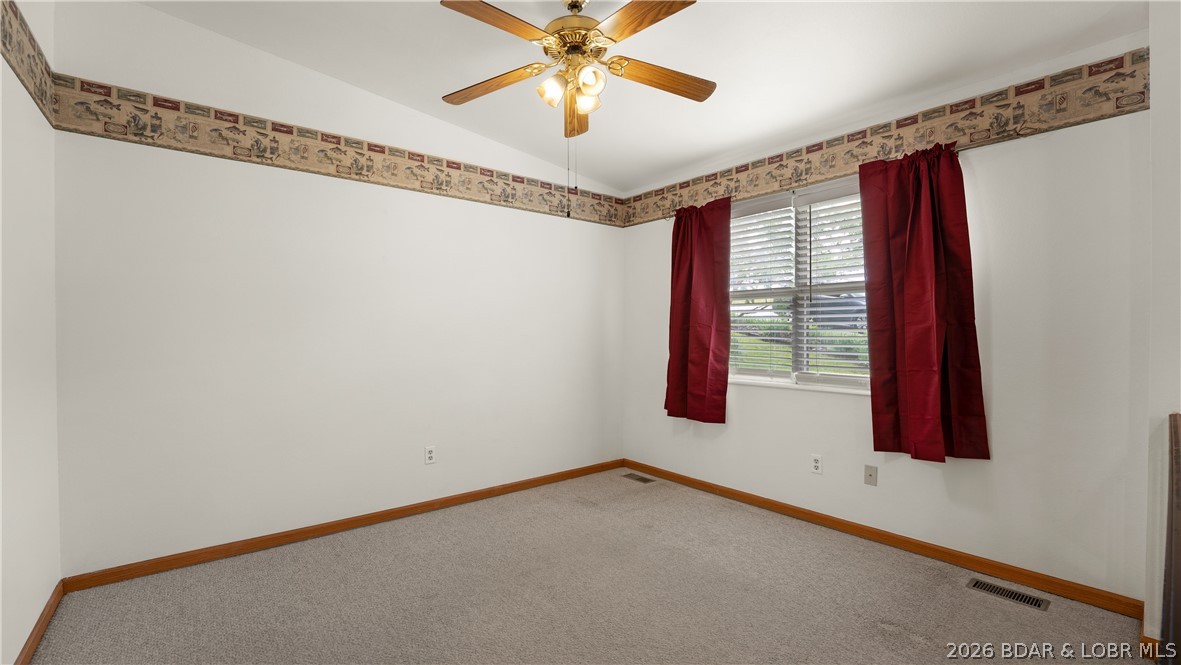 401 Christopher Dr Property Photo 4