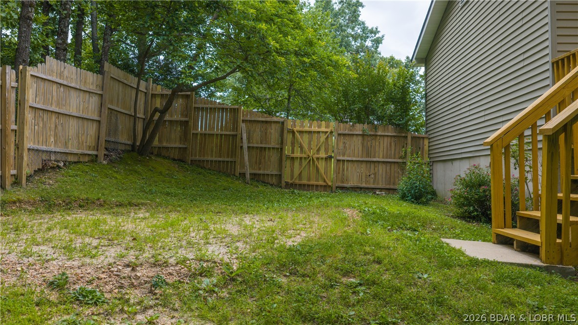 401 Christopher Dr Property Photo 20