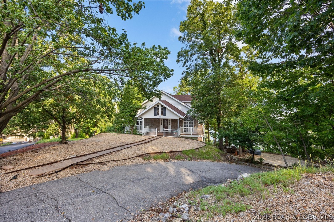 21 Jonathan Court Property Photo 5