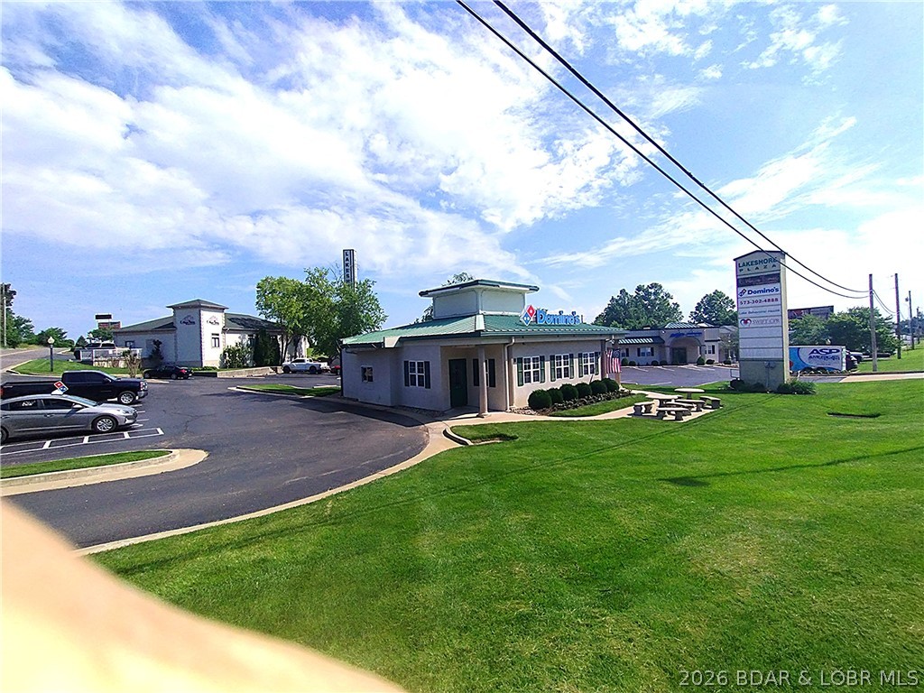 5513 Osage Beach Parkway Property Photo 17