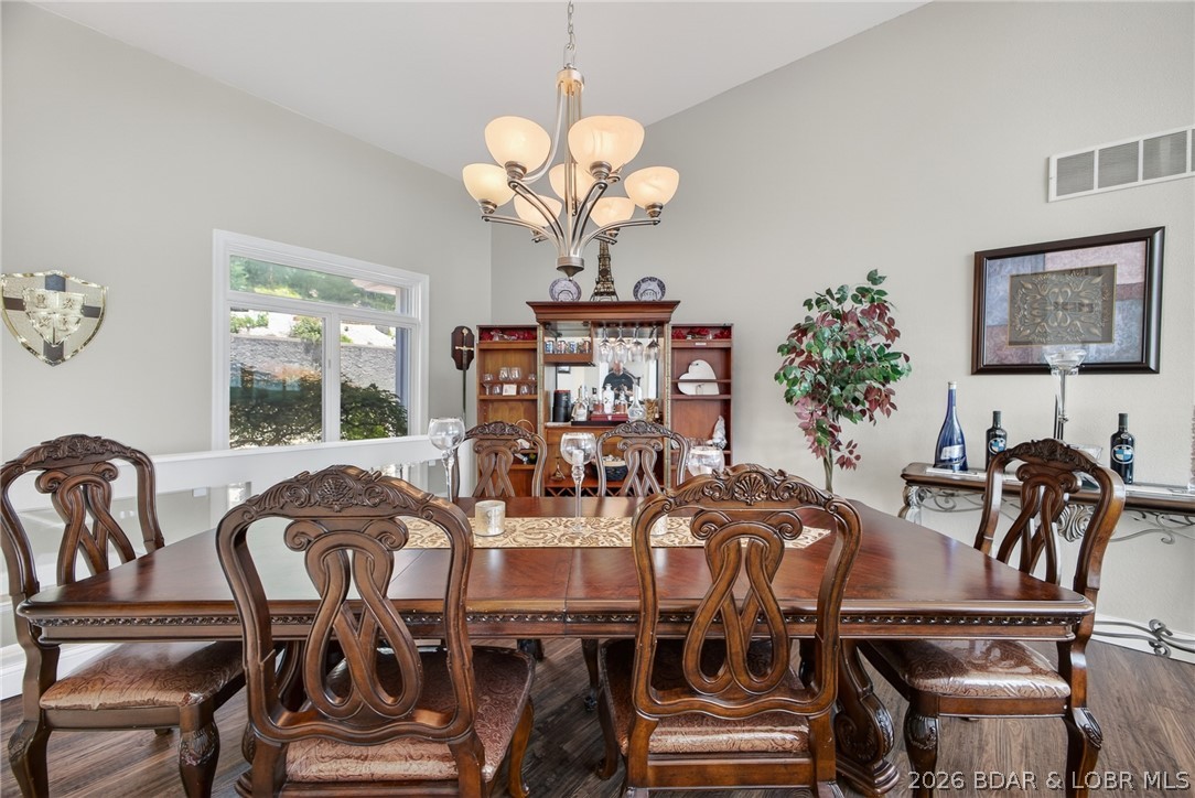 820 Palisades Drive Property Photo 6