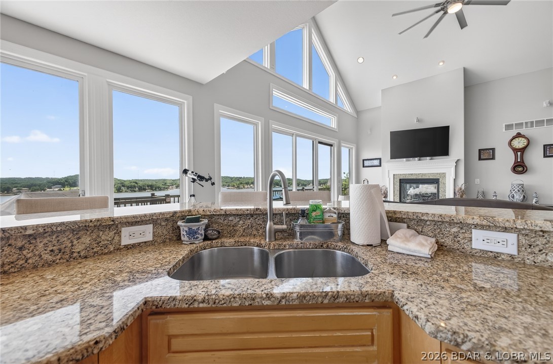 820 Palisades Drive Property Photo 16