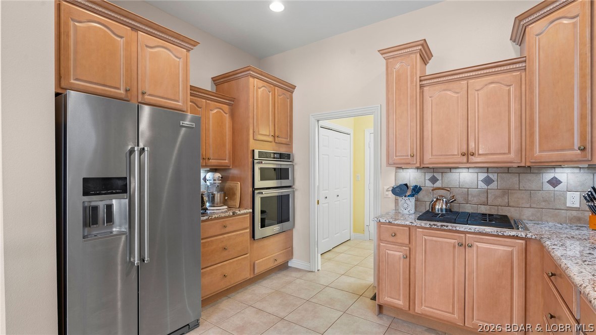 1348 Palisades Drive Property Photo 32