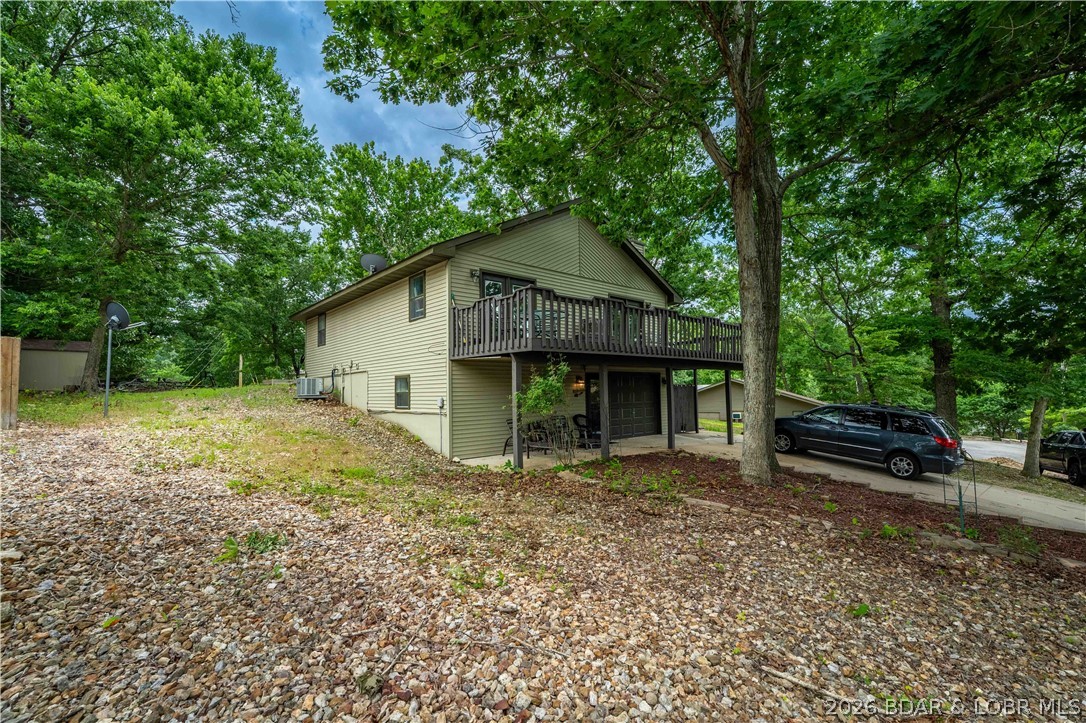 204 De Young Drive Property Photo 1