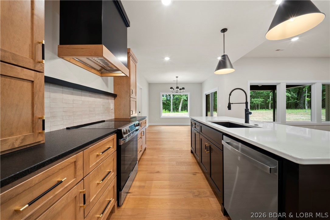 388 Via Appia Drive Property Photo 17