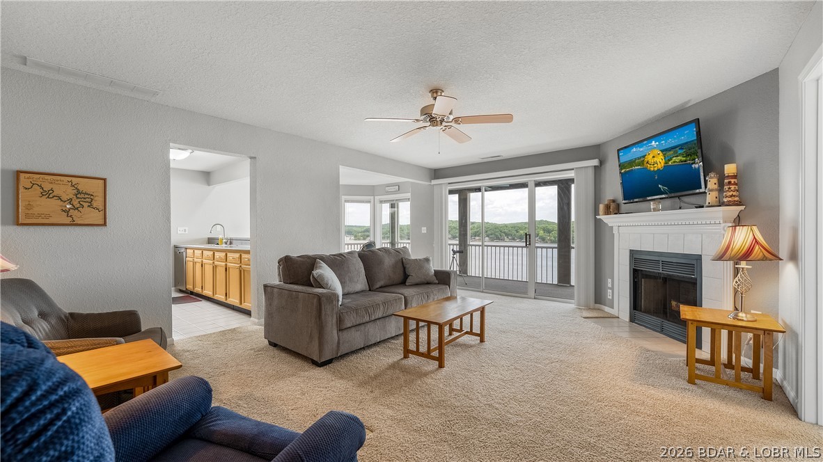 258 Windsor Bay Drive 2a Property Photo 4