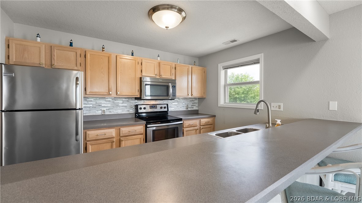 258 Windsor Bay Drive 2a Property Photo 15