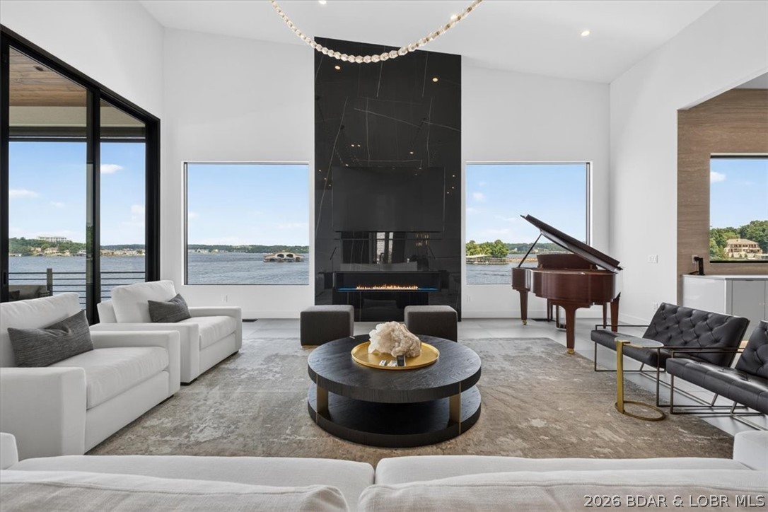 125 Mclaren Drive Property Photo