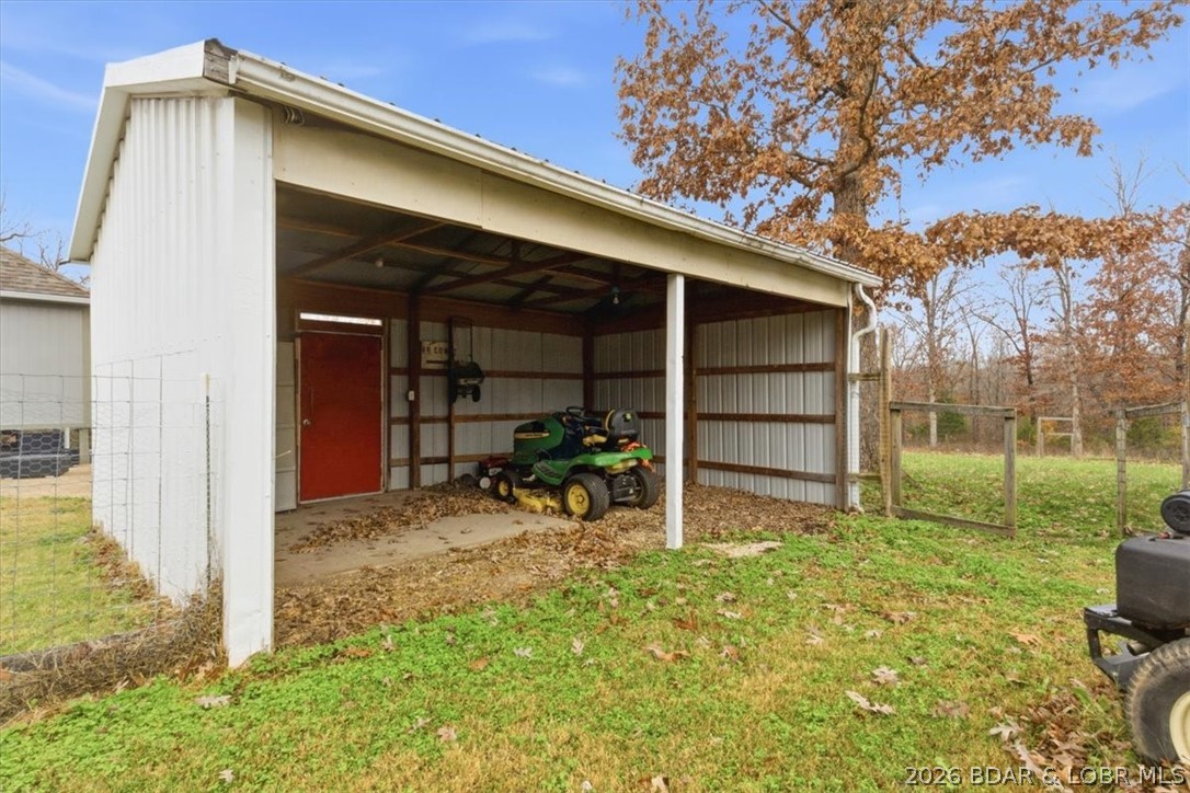 3929 State Highway 7 Property Photo 9