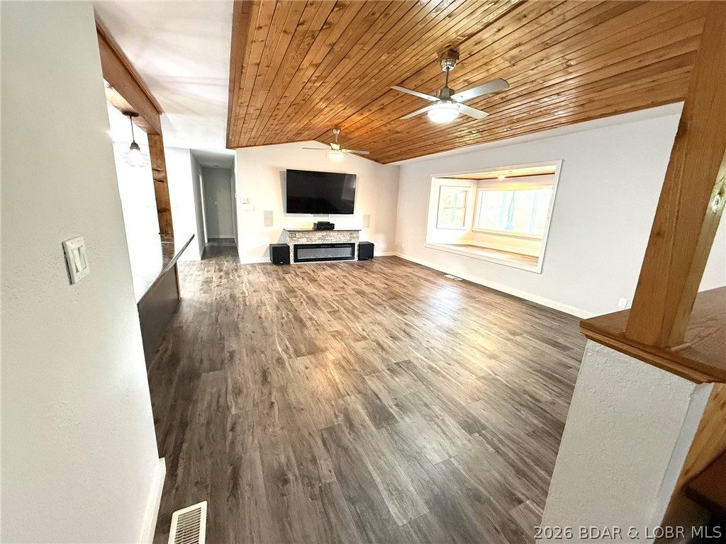 3929 State Highway 7 Property Photo 17