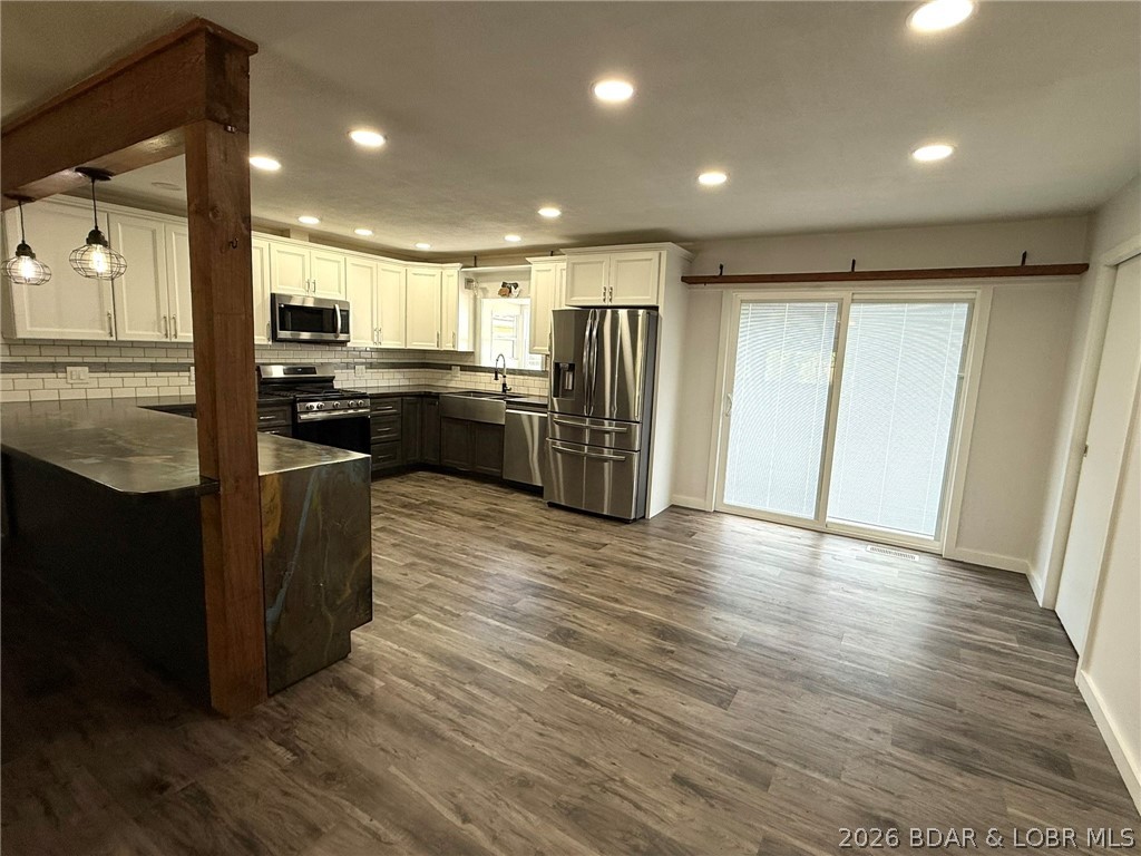 3929 State Highway 7 Property Photo 22