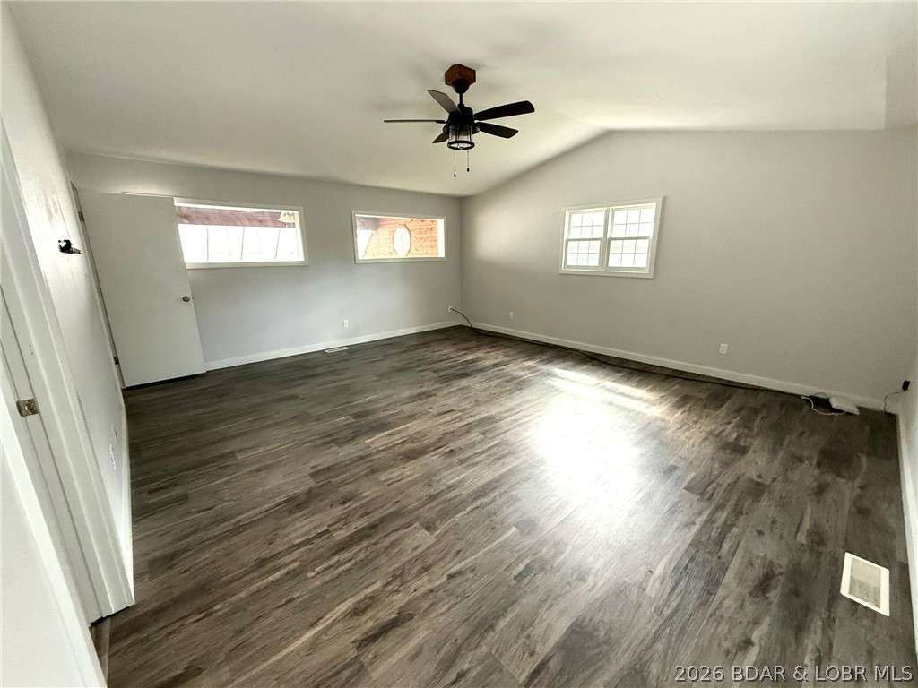 3929 State Highway 7 Property Photo 25