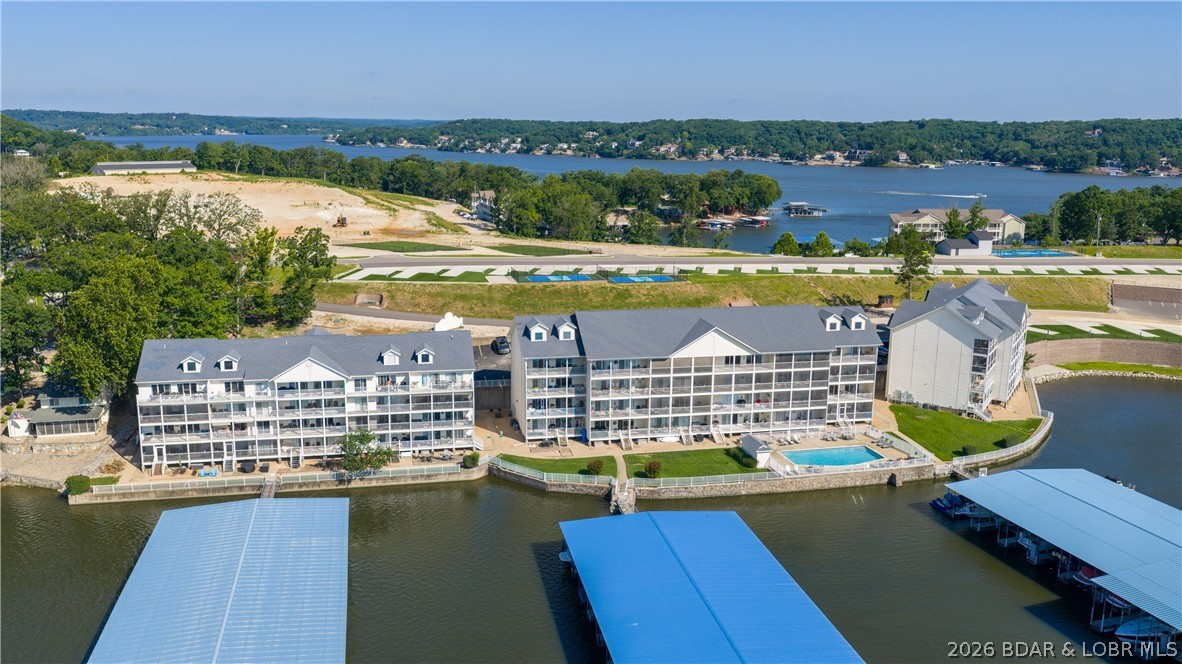 180 Lakeview Resort Boulevard 2B