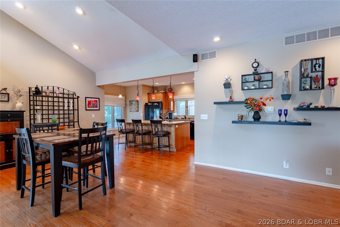1316 Castle Court Property Photo 8