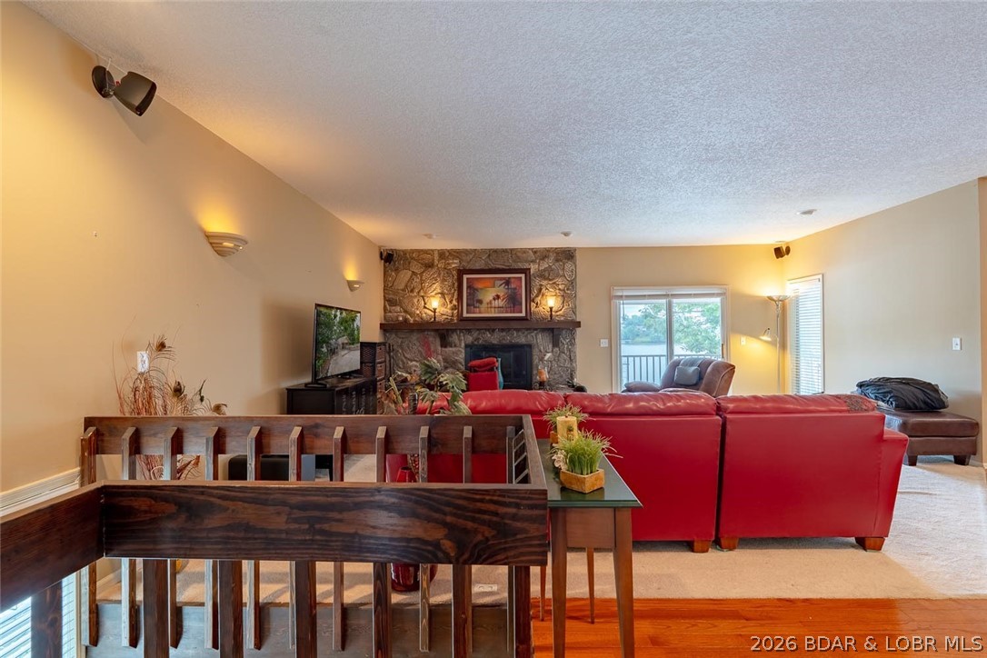 1316 Castle Court Property Photo 17