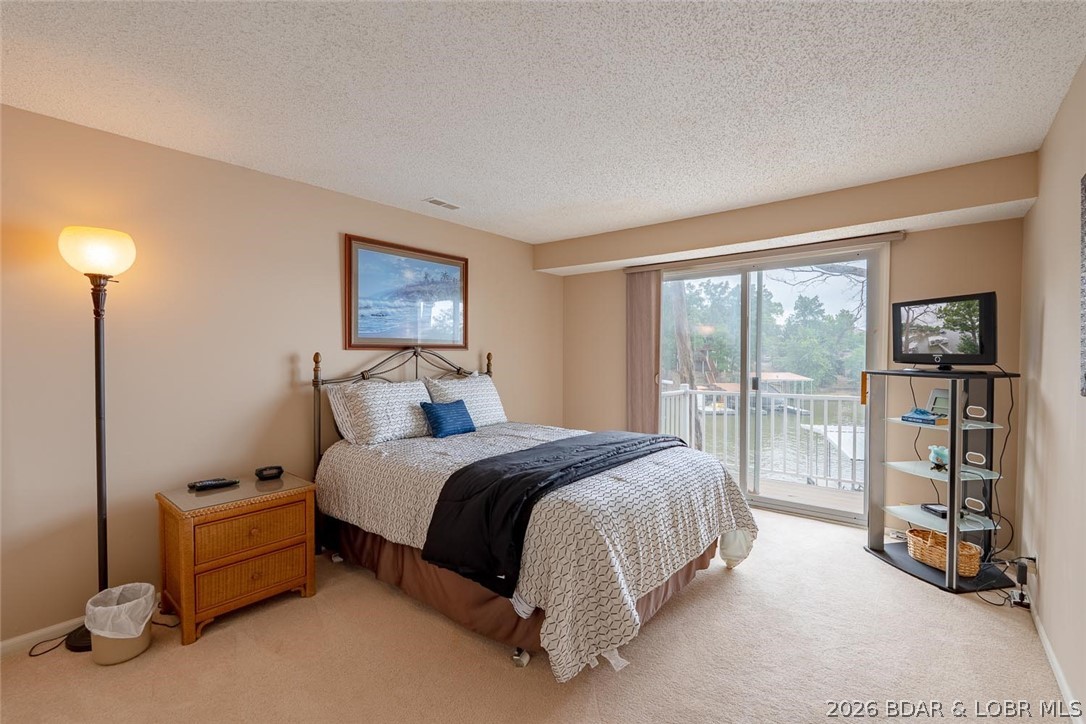 1316 Castle Court Property Photo 26