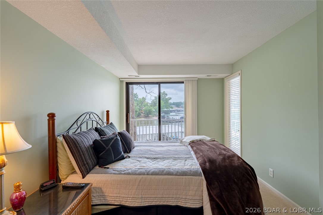 1316 Castle Court Property Photo 35