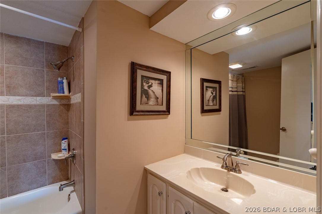1316 Castle Court Property Photo 39