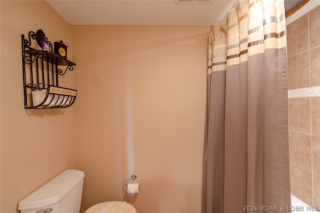 1316 Castle Court Property Photo 40