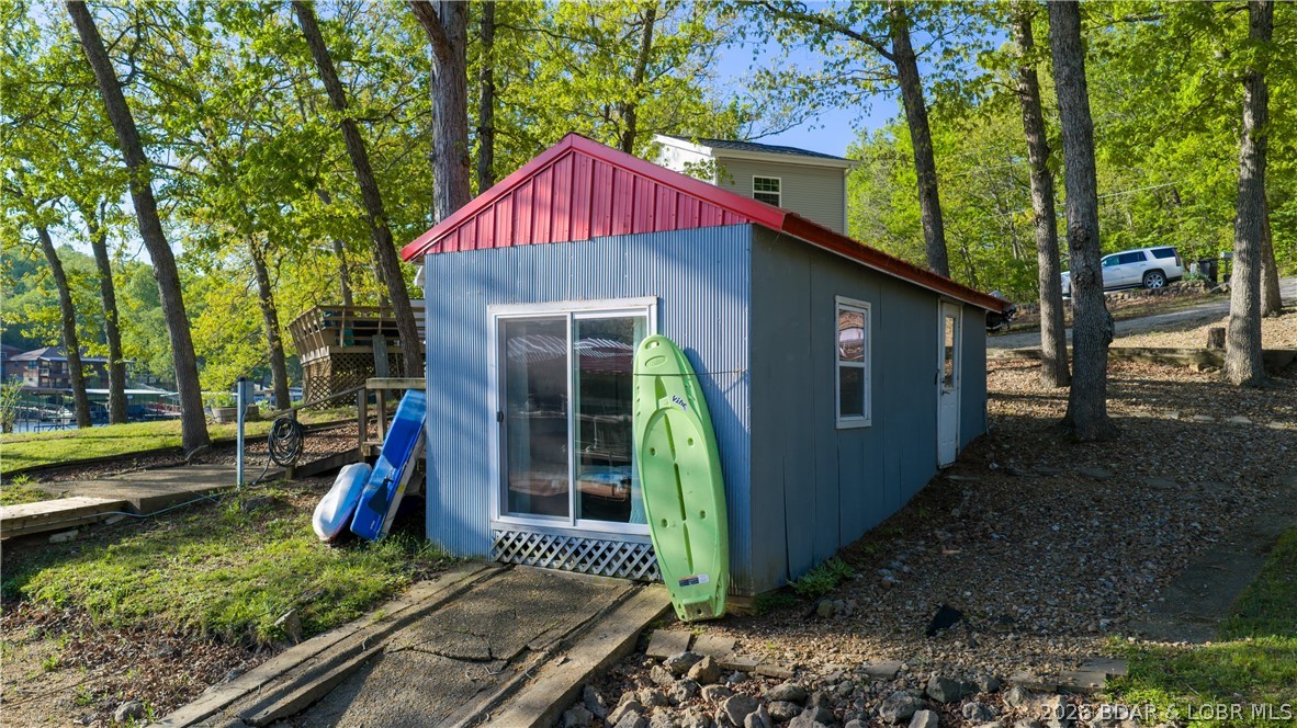 1583 Robin Hood Lane Property Photo 29