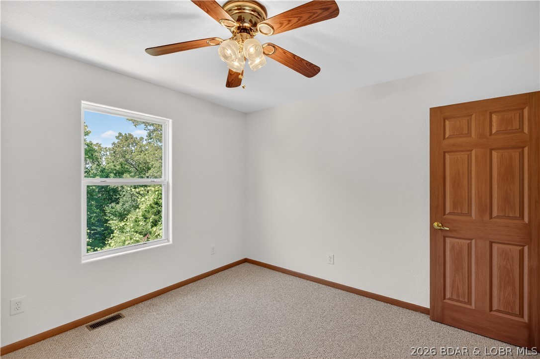 20 Sunny Meadows Drive Property Photo 8